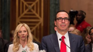“This Is Crazy”: Elizabeth Warren Mops the Floor with Steve Mnuchin